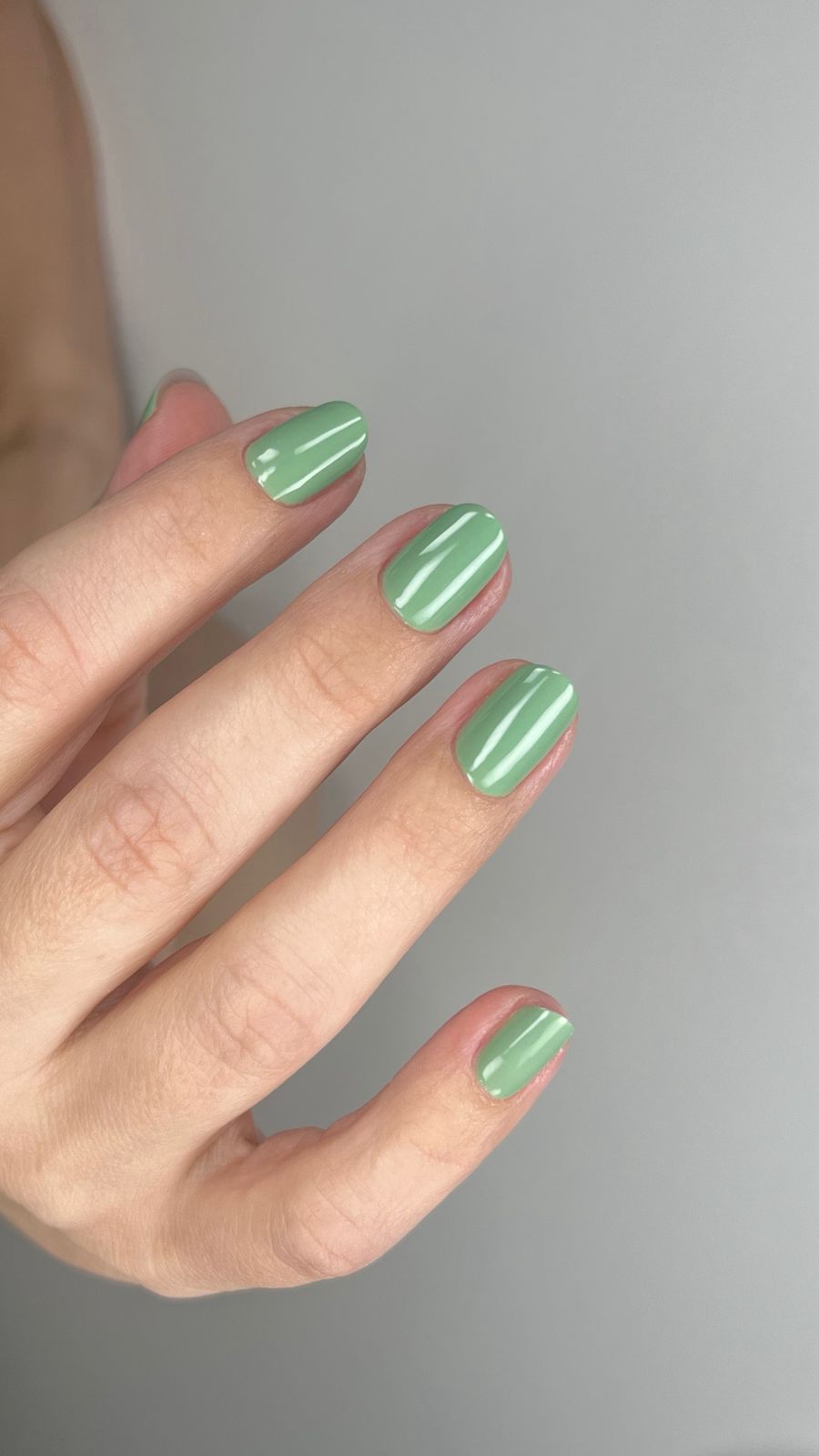 Alongamento: unhas verdes